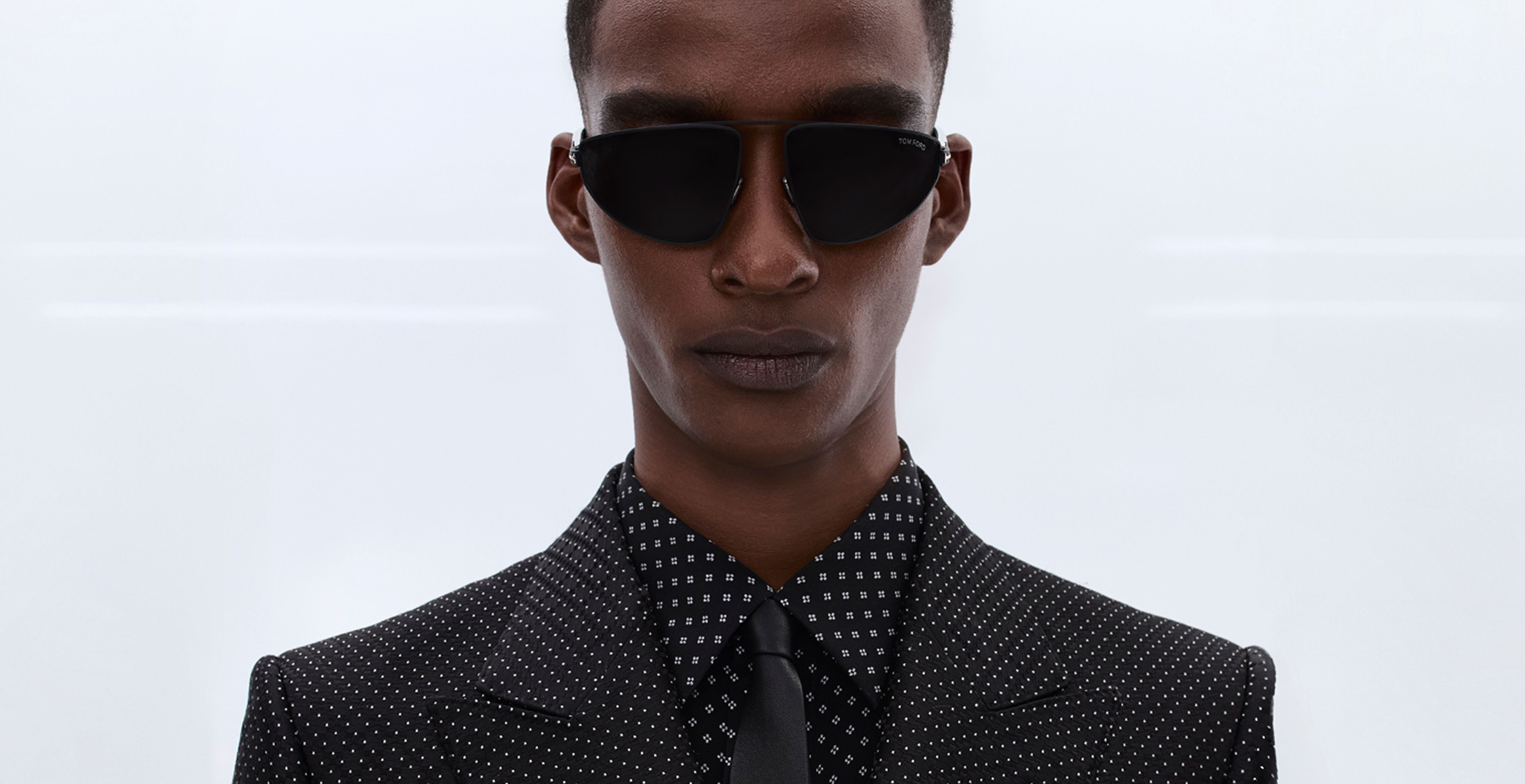 TOM FORD Fashion Online Store